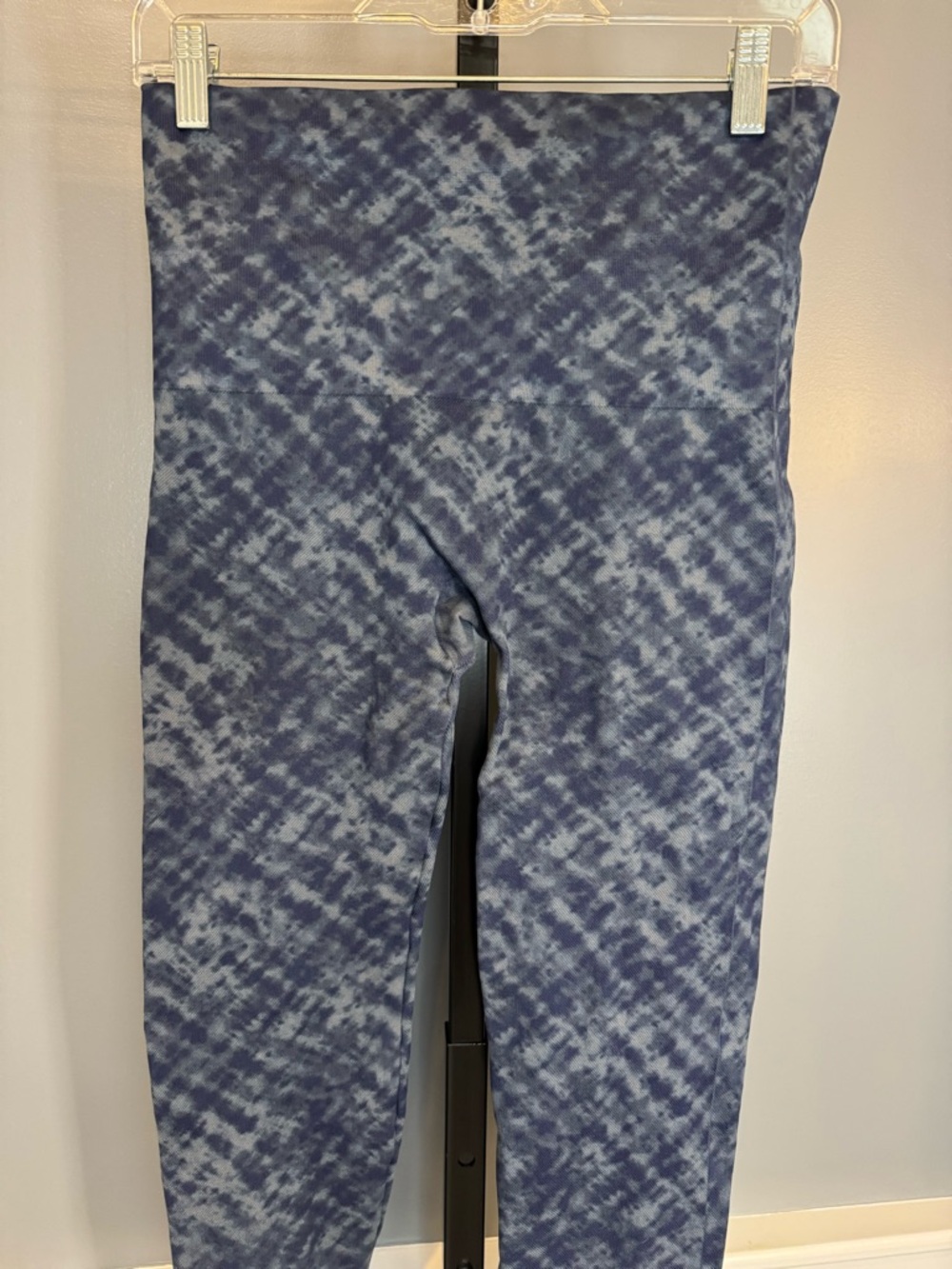 SPANX Look At Me Now Cropped Leggings Blue Tie Dye Seamless XL - Picture 2 of 9